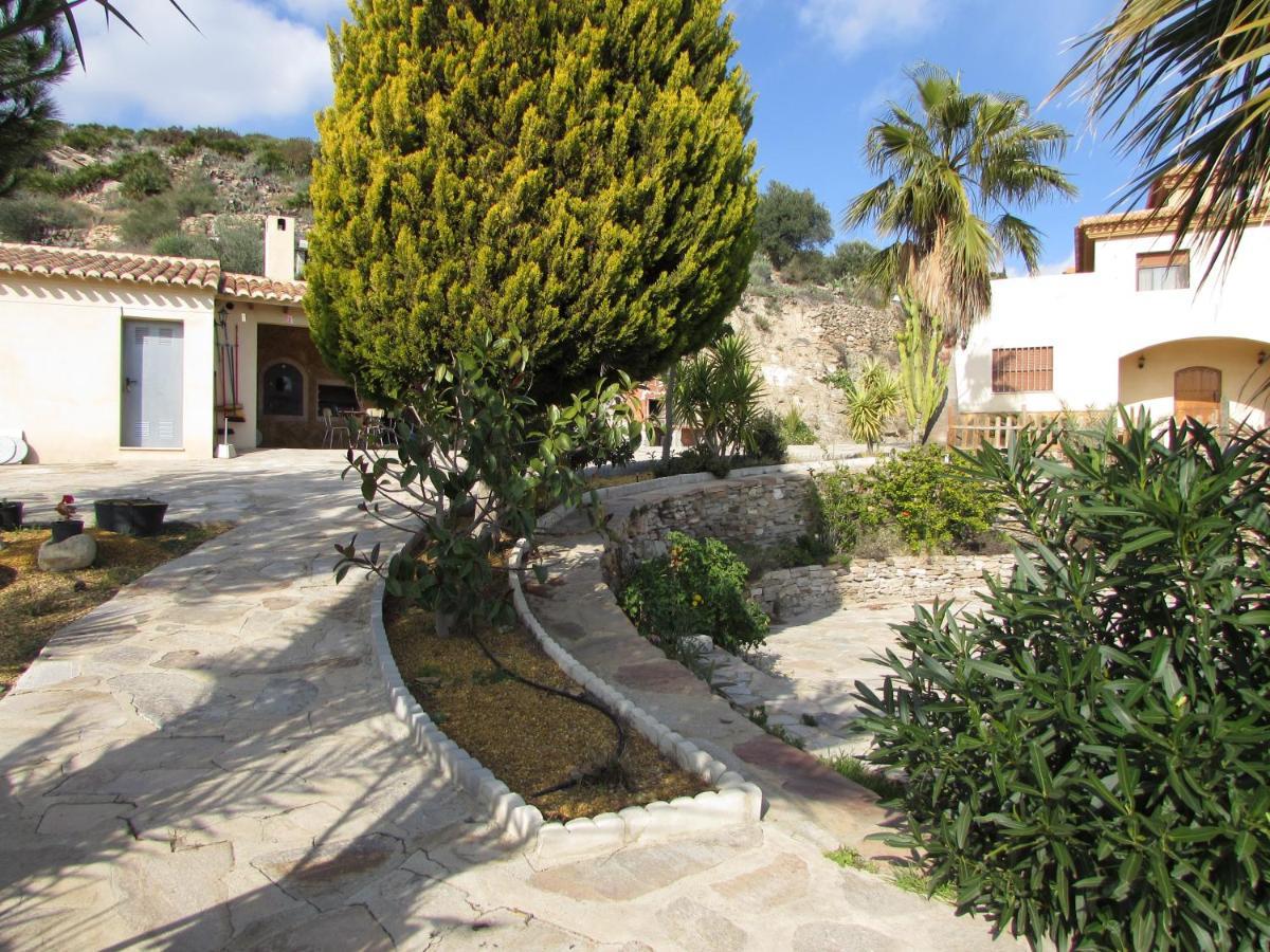 Albarico Retreat Villa Bedar Exterior photo