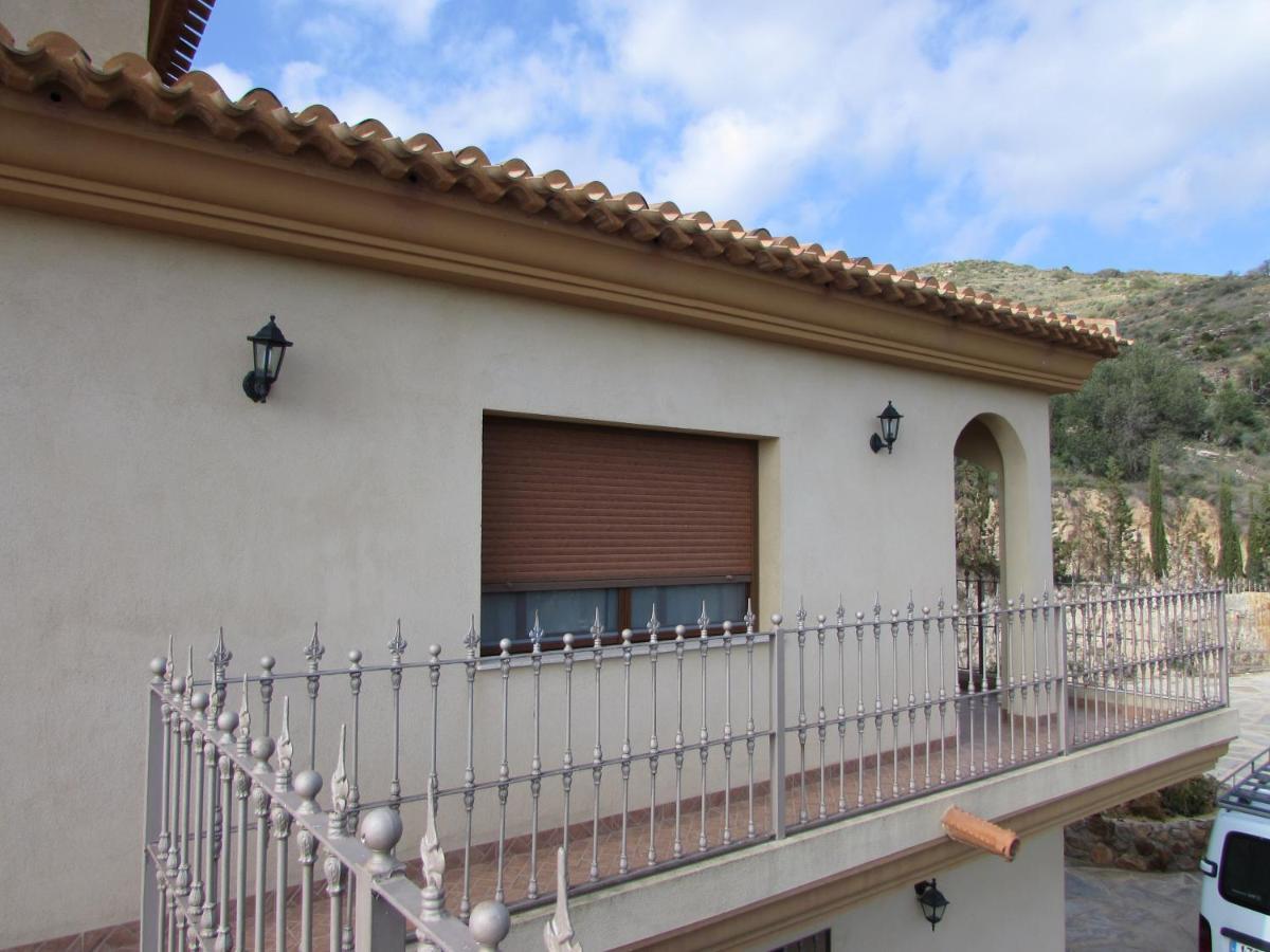 Albarico Retreat Villa Bedar Exterior photo