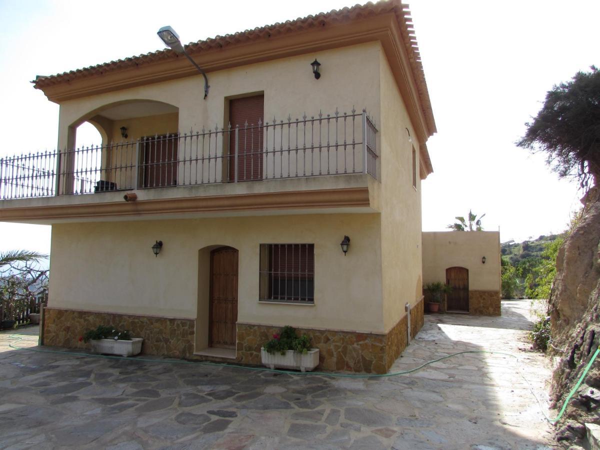 Albarico Retreat Villa Bedar Exterior photo