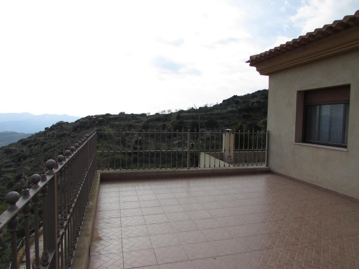 Albarico Retreat Villa Bedar Exterior photo